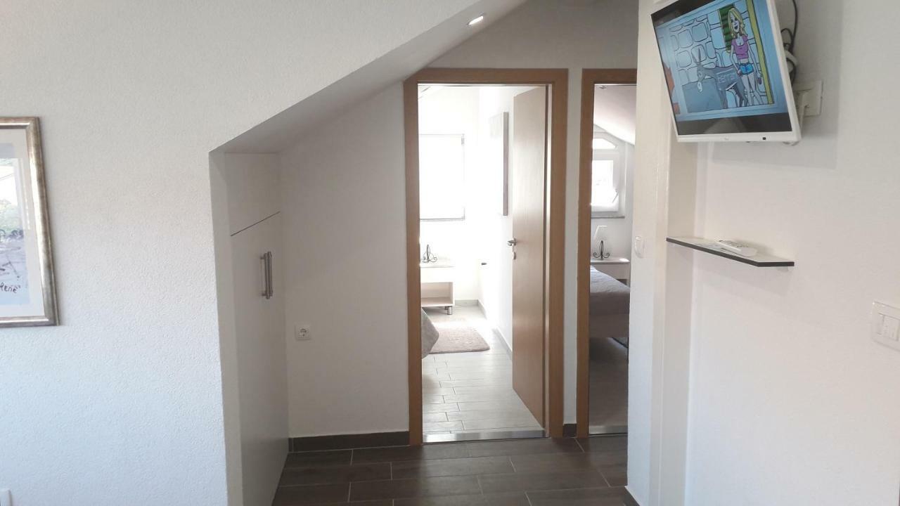 Apartmani Zilic Дуги Рат Екстериор снимка