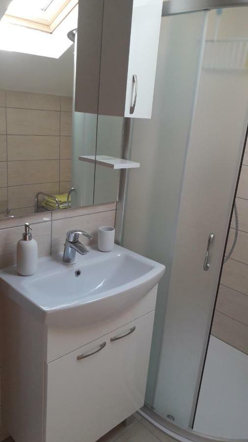 Apartmani Zilic Дуги Рат Екстериор снимка