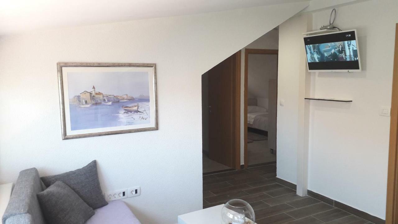 Apartmani Zilic Дуги Рат Екстериор снимка
