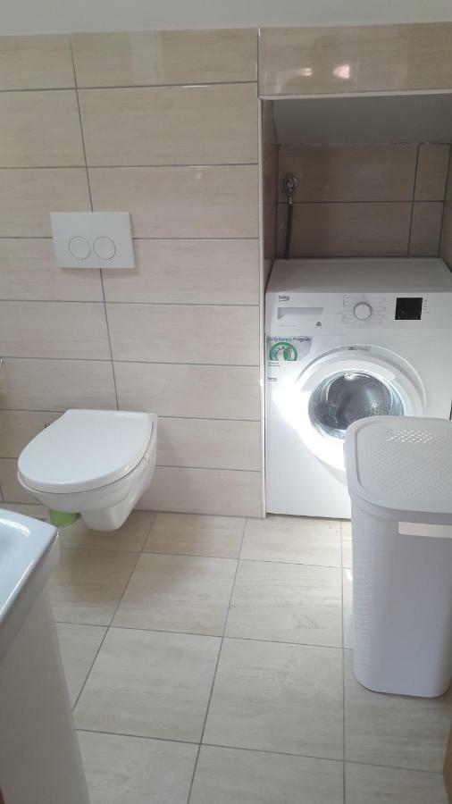 Apartmani Zilic Дуги Рат Екстериор снимка