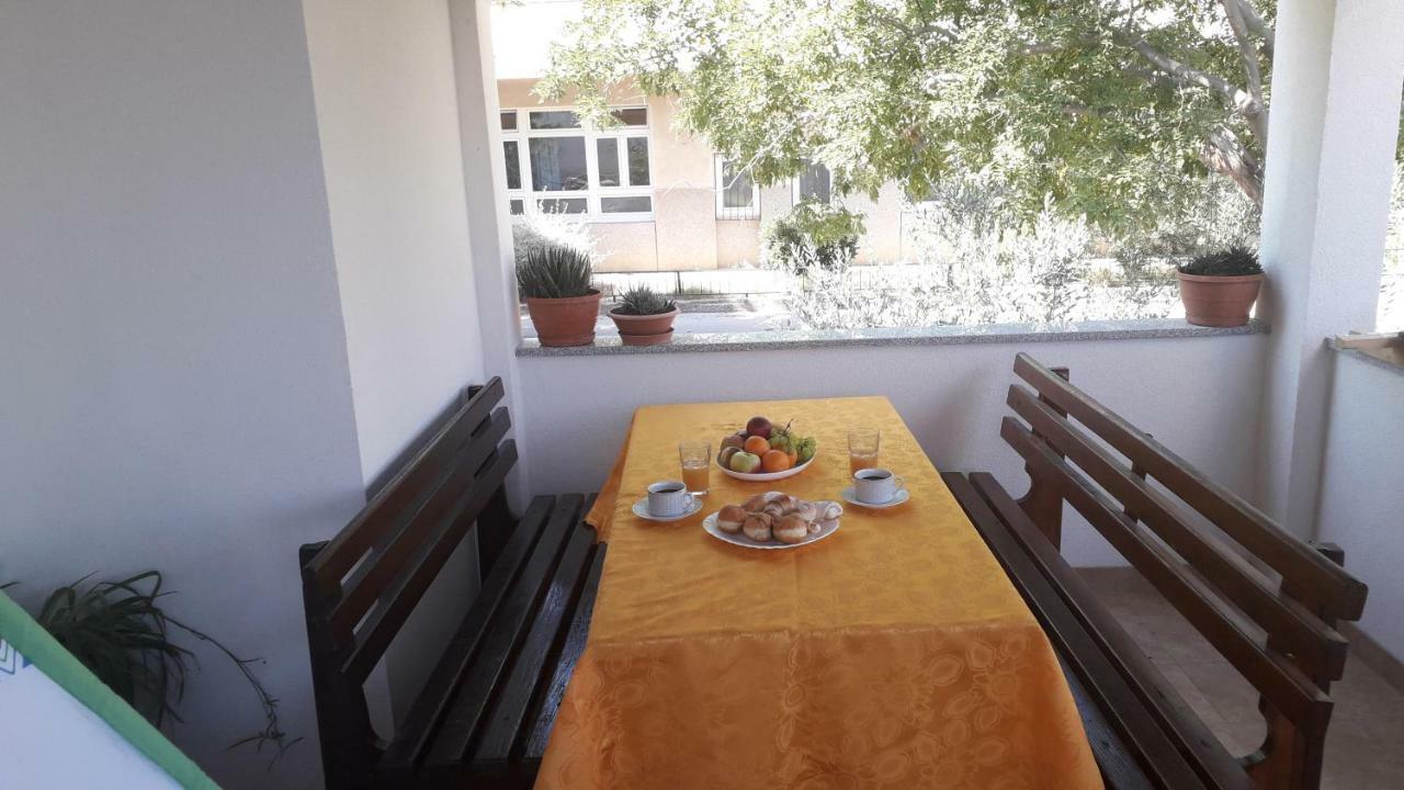 Apartmani Zilic Дуги Рат Екстериор снимка