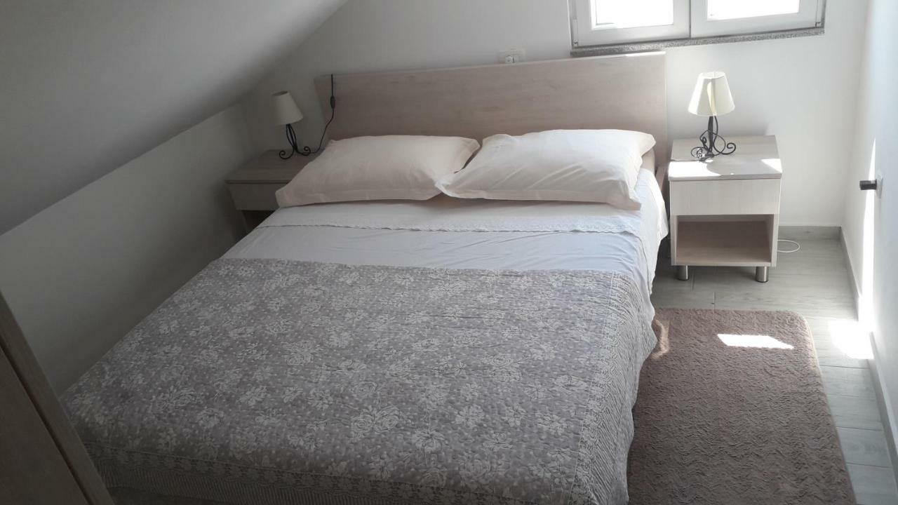 Apartmani Zilic Дуги Рат Екстериор снимка