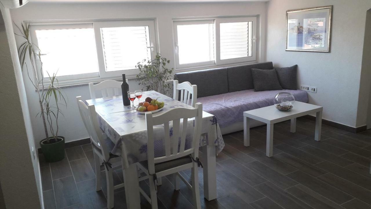 Apartmani Zilic Дуги Рат Екстериор снимка